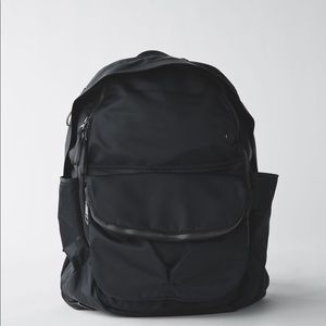 Lulu lemon all day woman’s back pack